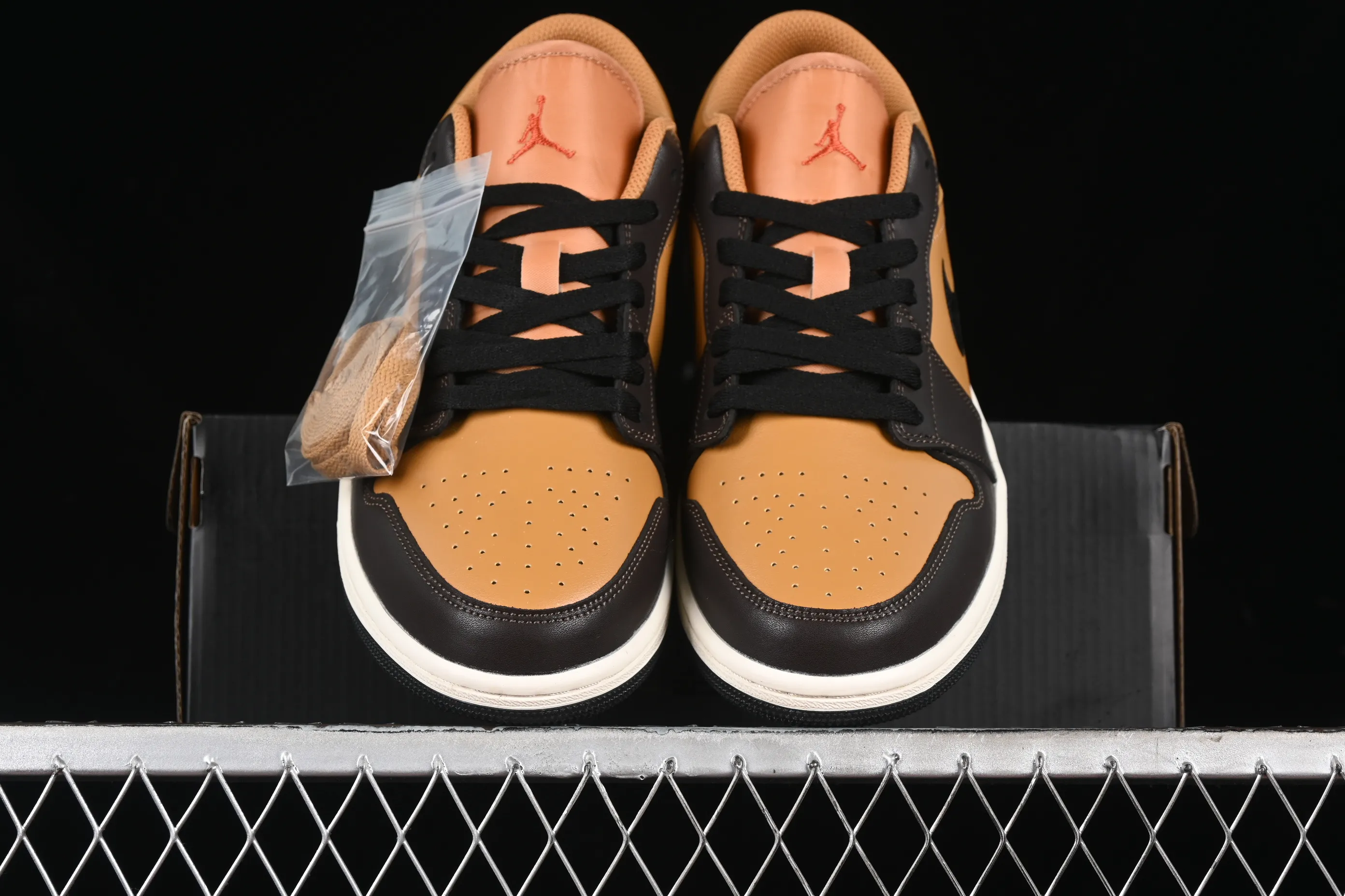 All categories Air Jordan Jordan series basketball shoes Air Jordan 1 Low Air Jordan 1 Low "Flax/Baroque Brown" AJ1 Joe 1 Tan low-top cultural basketball shoes HQ3603-201